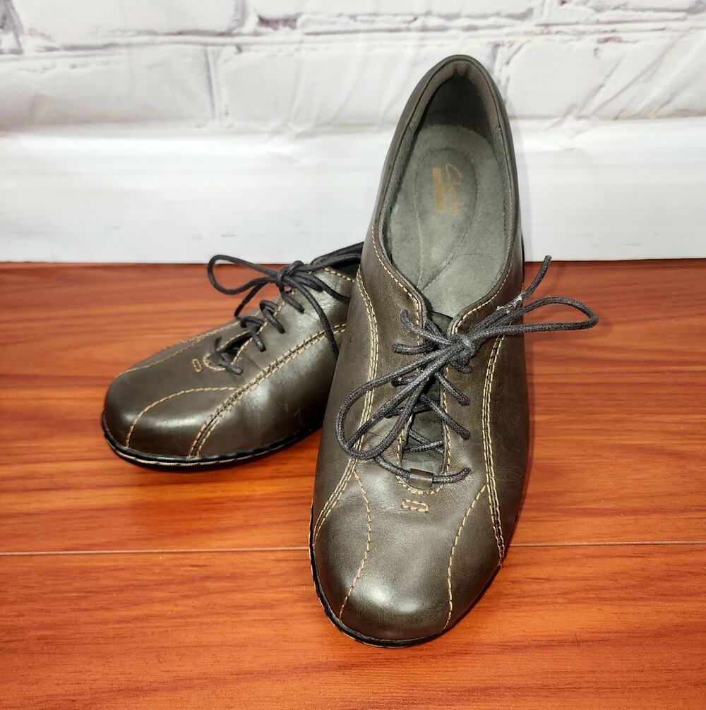 Clarks Ashland Pearl Oxford Shoe Womens 9W leather bicycle toe comfort workwear